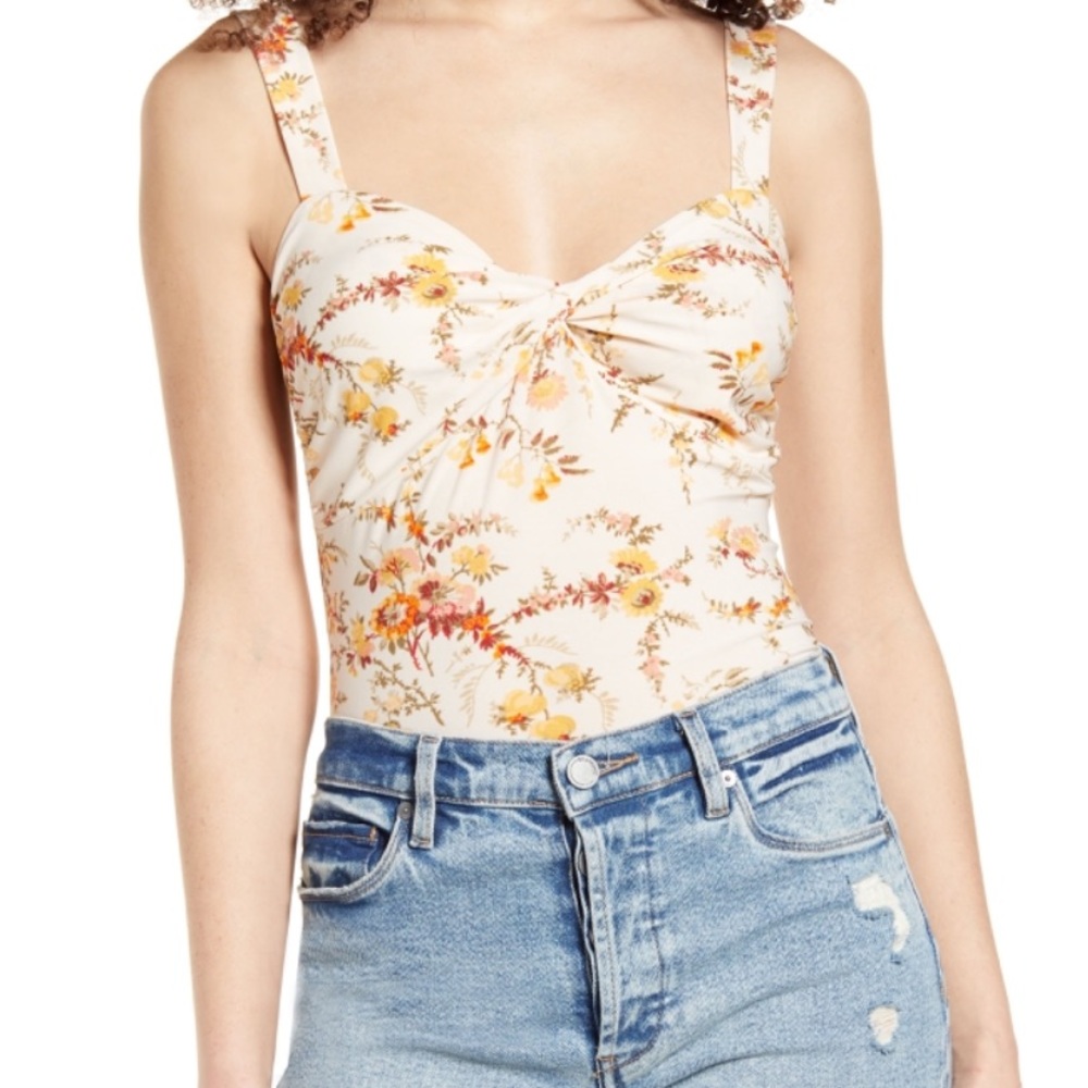 Leith Victoria Floral Top